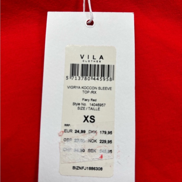 VILA Bright Red Long-Sleeve Puff Sleeve Tee - Picture 5 of 7